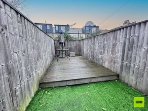 Photo 1- click for photo gallery